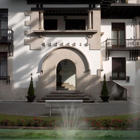 Palacio Arias Navia Ngoại thất bức ảnh