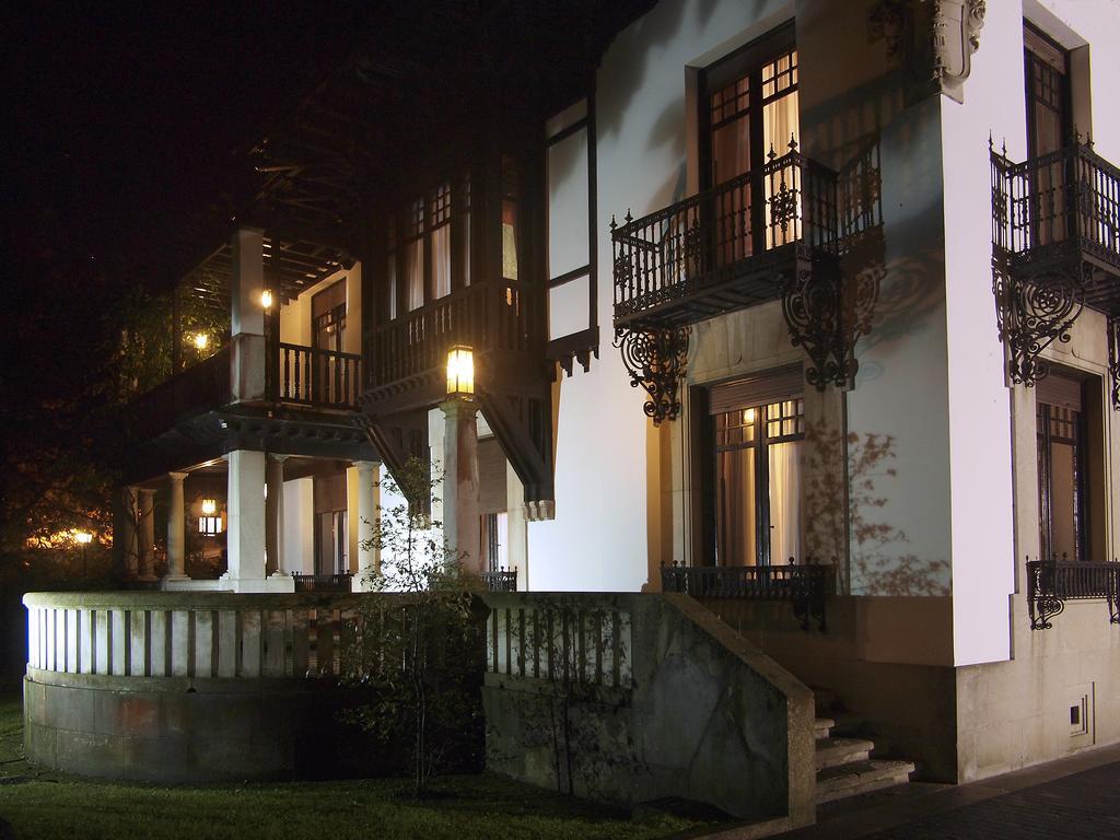 Palacio Arias Navia Ngoại thất bức ảnh