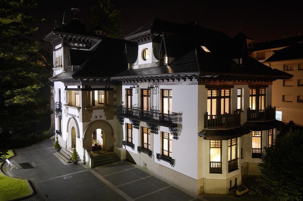 Palacio Arias Navia Ngoại thất bức ảnh