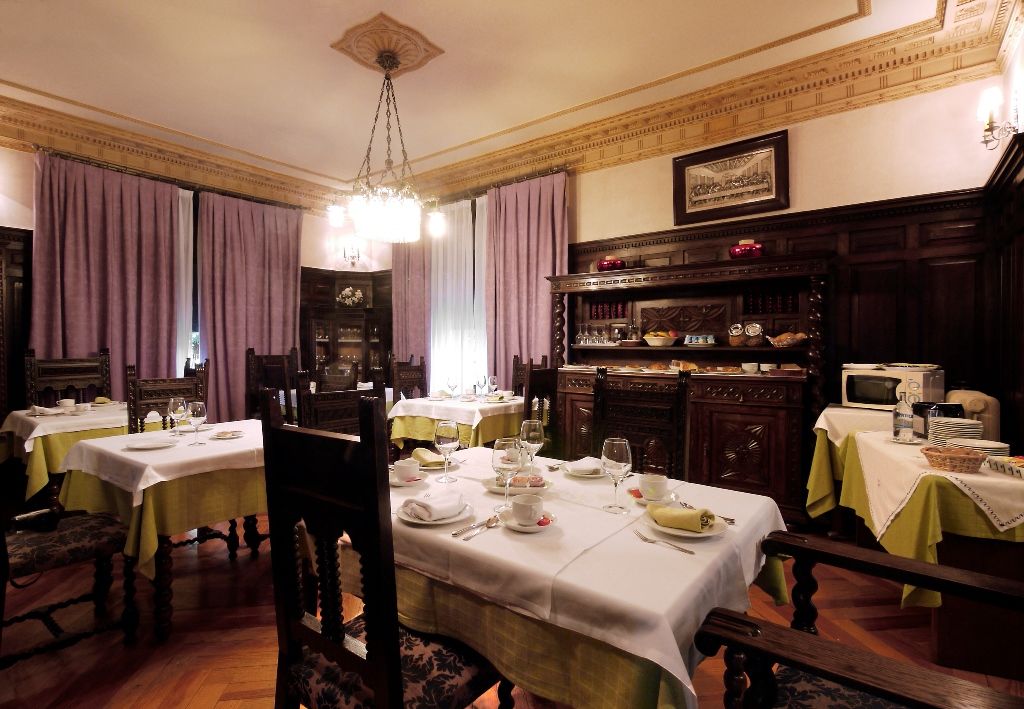 Palacio Arias Navia Nhà hàng bức ảnh