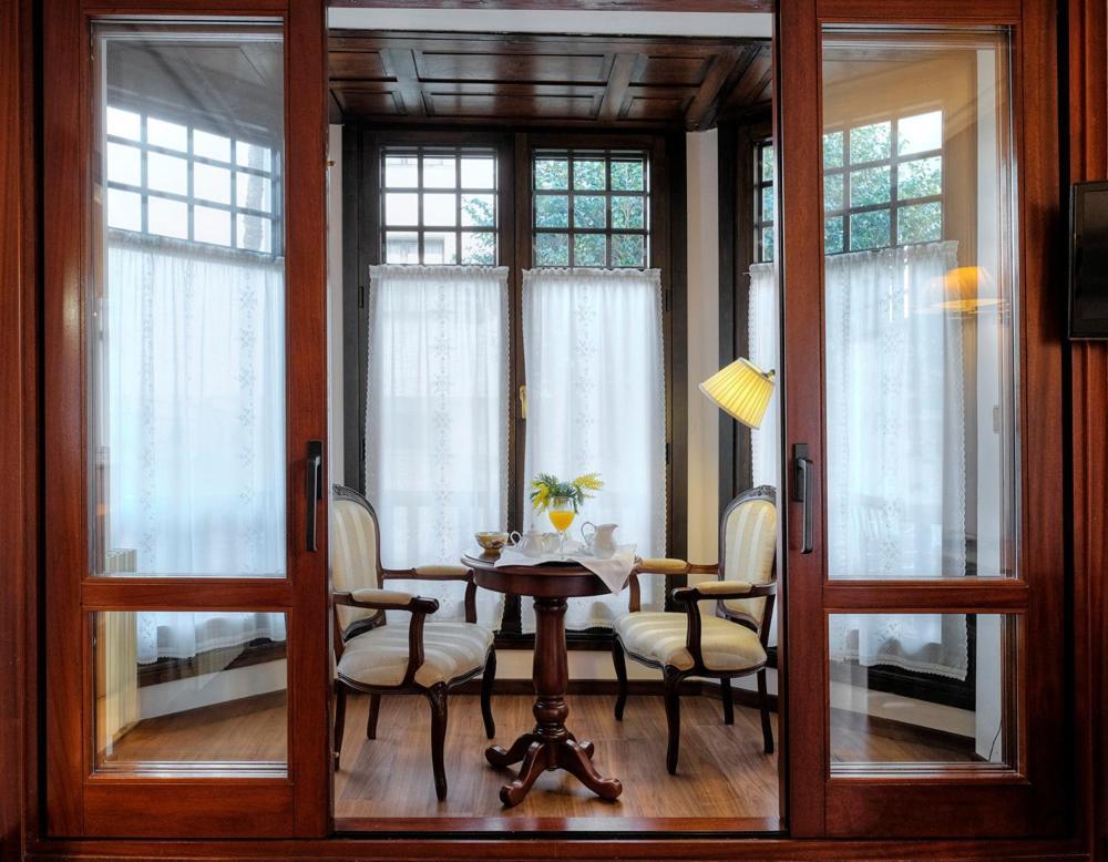 Palacio Arias Navia Ngoại thất bức ảnh